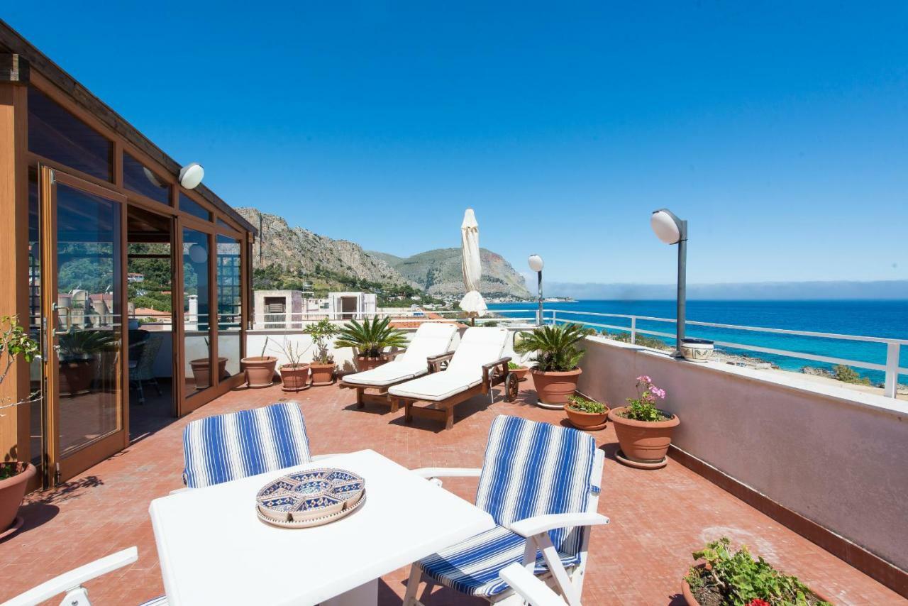Casa Con Terrazza Sul Mare All'Addaura Palermo Exterior photo